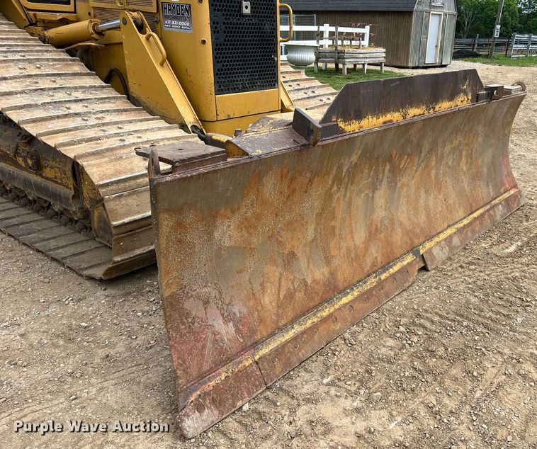 image for item LI9716 2004 Caterpillar D6N LGP  dozer
