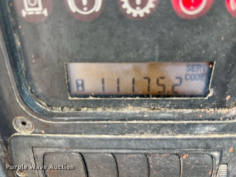 image for item LI9716 2004 Caterpillar D6N LGP  dozer