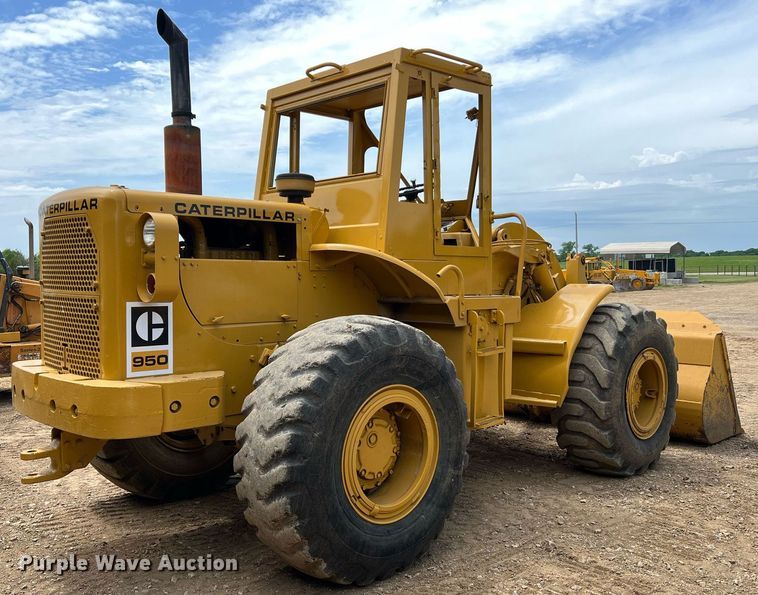 image for item LI9718 1968 Caterpillar 950  wheel loader
