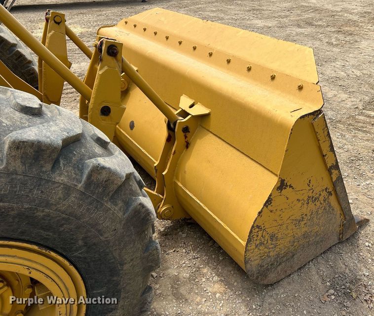 image for item LI9718 1968 Caterpillar 950  wheel loader