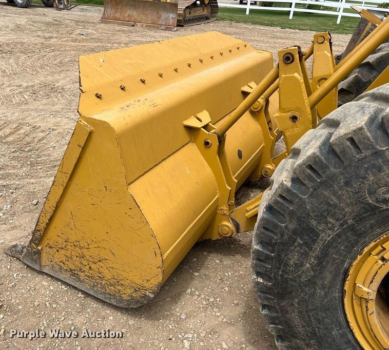 image for item LI9718 1968 Caterpillar 950  wheel loader