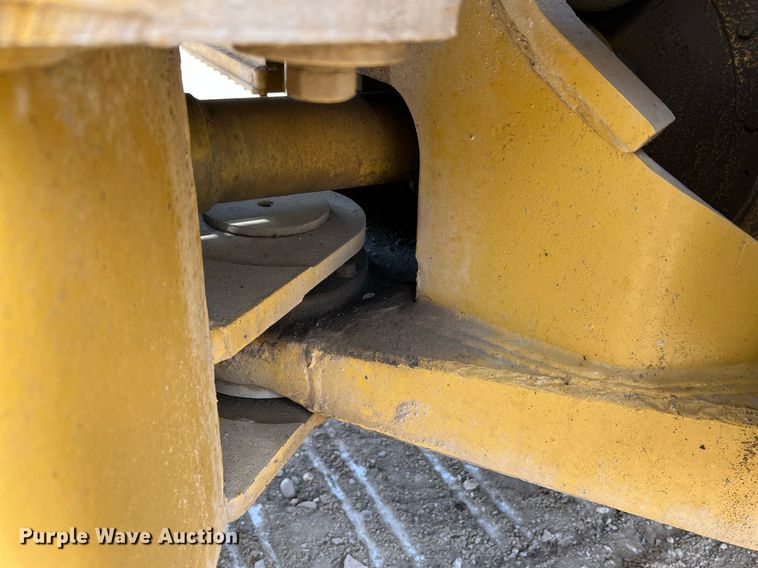 image for item LI9718 1968 Caterpillar 950  wheel loader