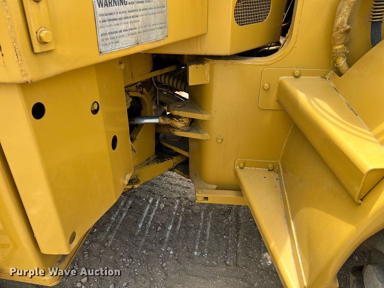 image for item LI9718 1968 Caterpillar 950  wheel loader