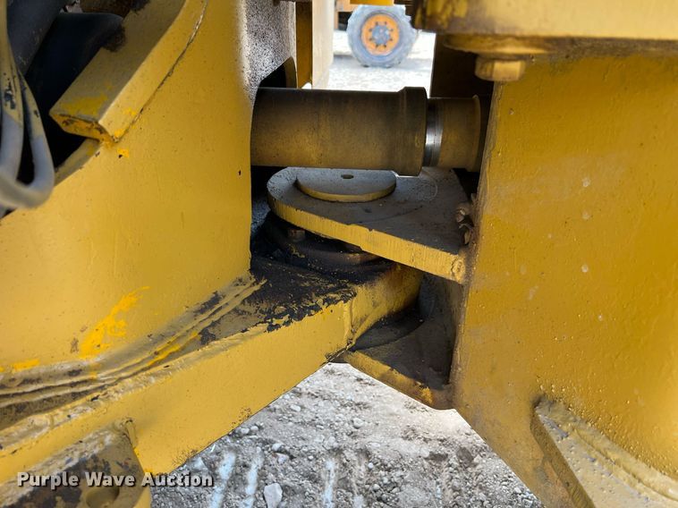 image for item LI9718 1968 Caterpillar 950  wheel loader