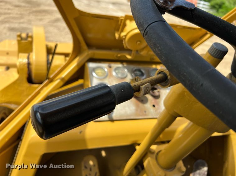 image for item LI9718 1968 Caterpillar 950  wheel loader