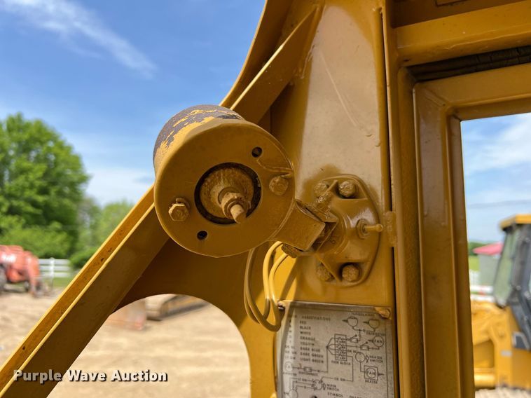 image for item LI9718 1968 Caterpillar 950  wheel loader