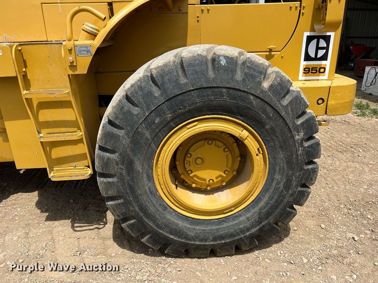 image for item LI9718 1968 Caterpillar 950  wheel loader