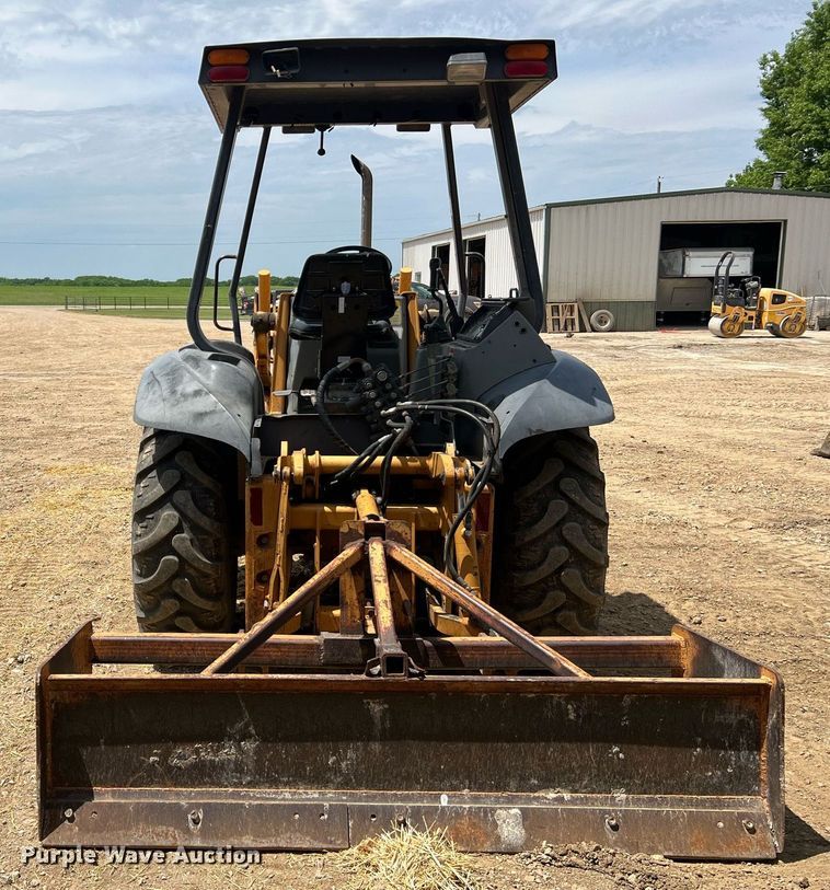 image for item LI9719 1998 Case 570LXT Series 2  landscape tractor