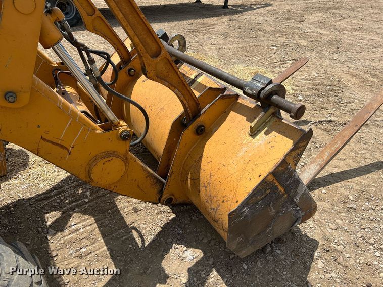 image for item LI9719 1998 Case 570LXT Series 2  landscape tractor