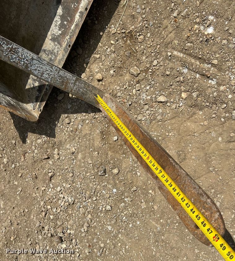 image for item LI9719 1998 Case 570LXT Series 2  landscape tractor