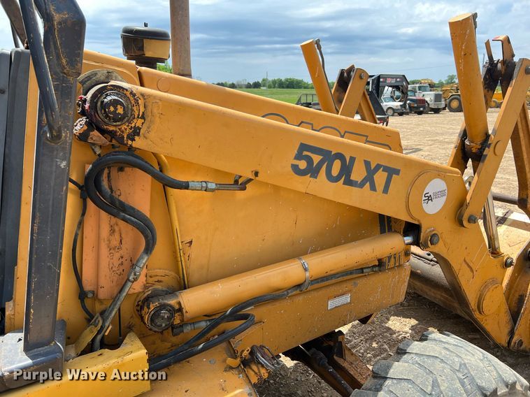 image for item LI9719 1998 Case 570LXT Series 2  landscape tractor