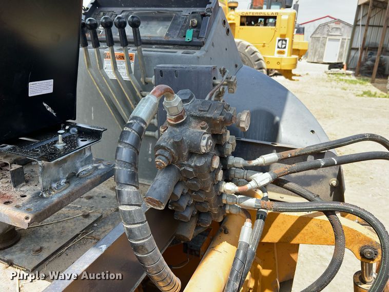 image for item LI9719 1998 Case 570LXT Series 2  landscape tractor