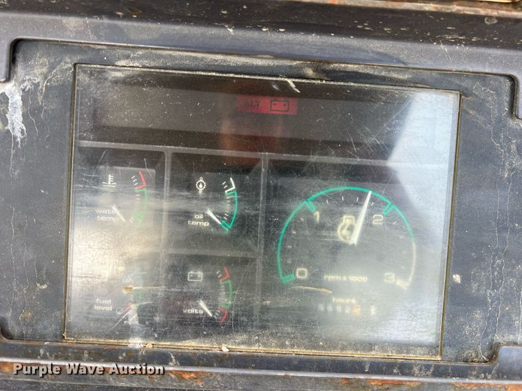 image for item LI9719 1998 Case 570LXT Series 2  landscape tractor