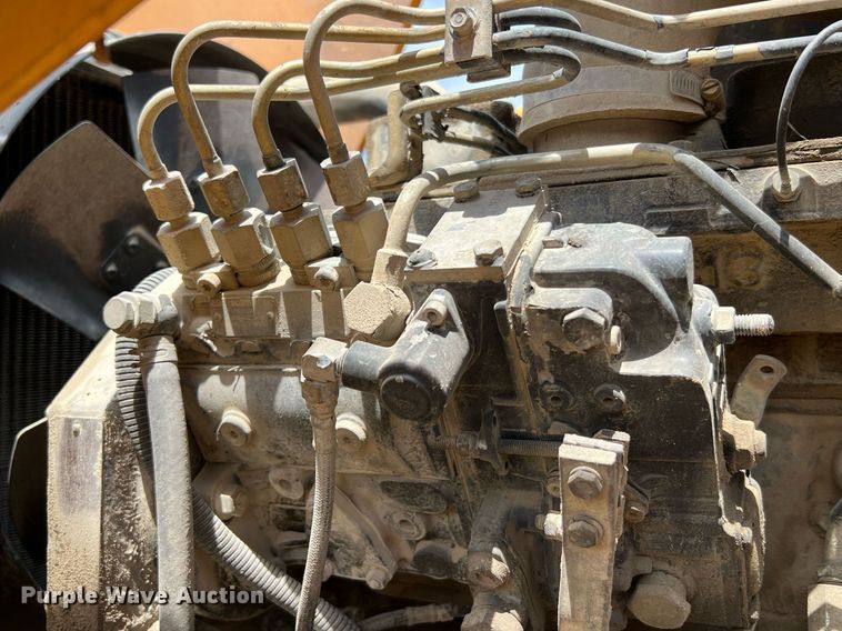 image for item LI9719 1998 Case 570LXT Series 2  landscape tractor