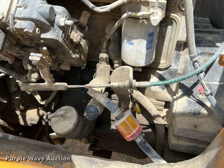 image for item LI9719 1998 Case 570LXT Series 2  landscape tractor