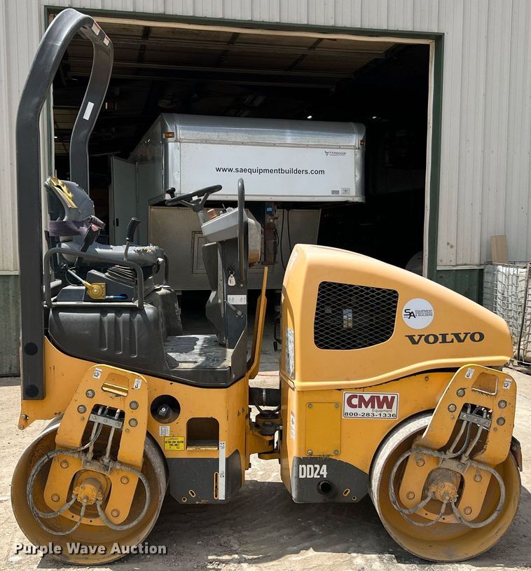 image for item LI9721 2011 Volvo DD24  double drum vibratory roller