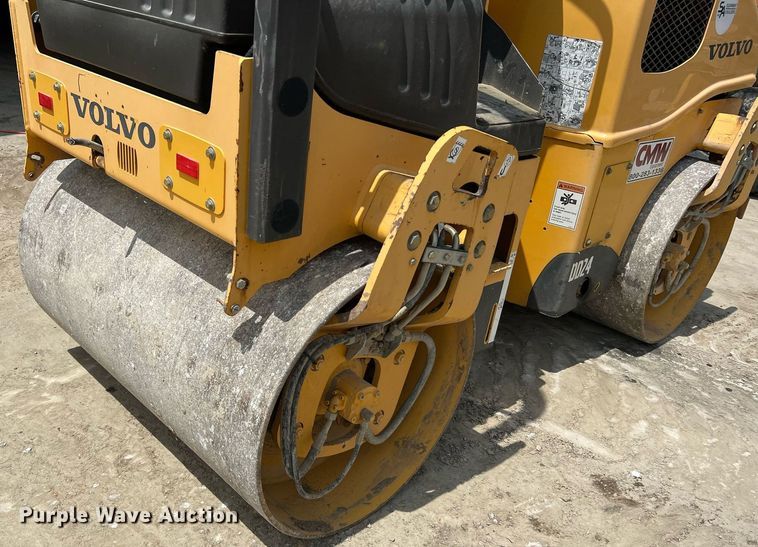 image for item LI9721 2011 Volvo DD24  double drum vibratory roller
