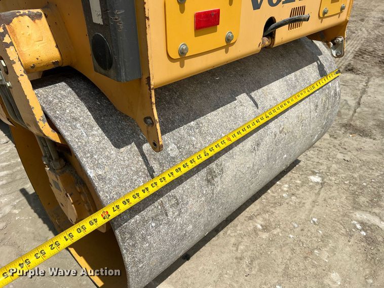 image for item LI9721 2011 Volvo DD24  double drum vibratory roller