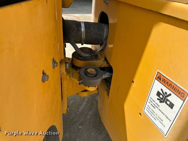 image for item LI9721 2011 Volvo DD24  double drum vibratory roller