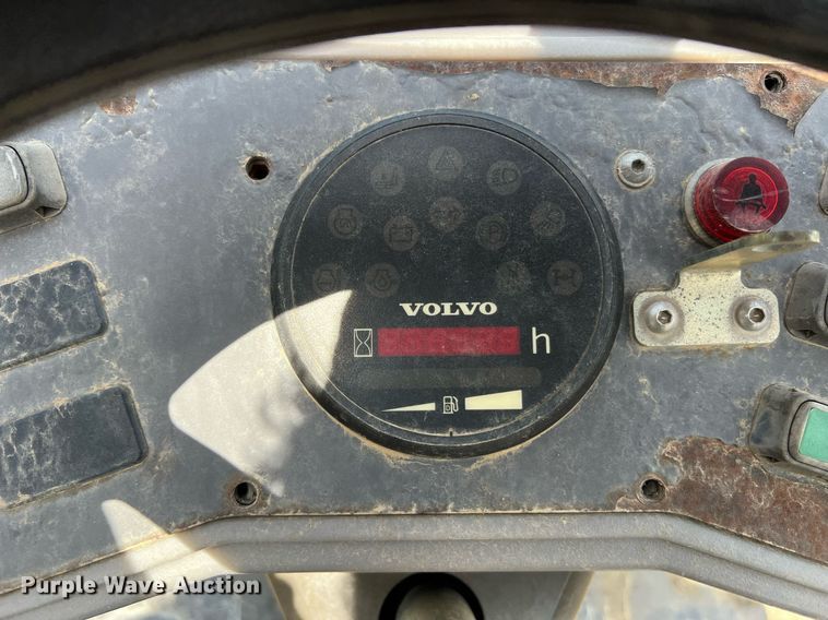 image for item LI9721 2011 Volvo DD24  double drum vibratory roller