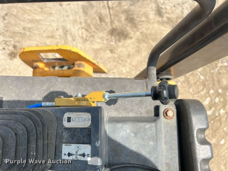 image for item LI9721 2011 Volvo DD24  double drum vibratory roller