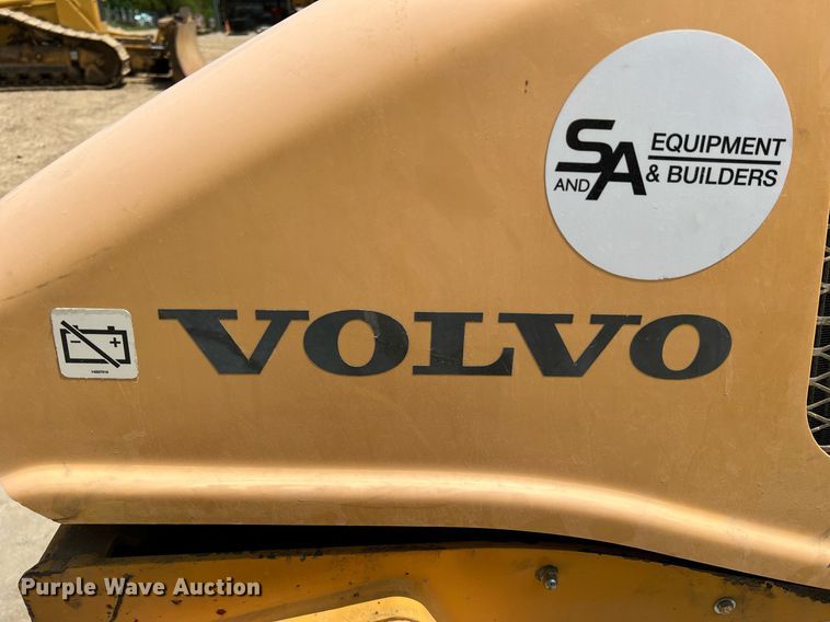 image for item LI9721 2011 Volvo DD24  double drum vibratory roller