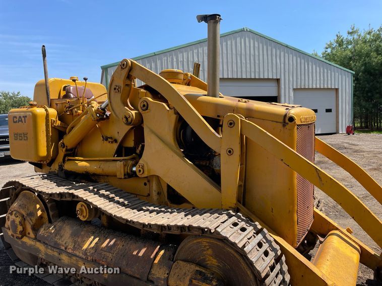 image for item LJ9659 1963 Caterpillar 955H  track loader