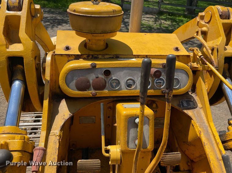 image for item LJ9659 1963 Caterpillar 955H  track loader