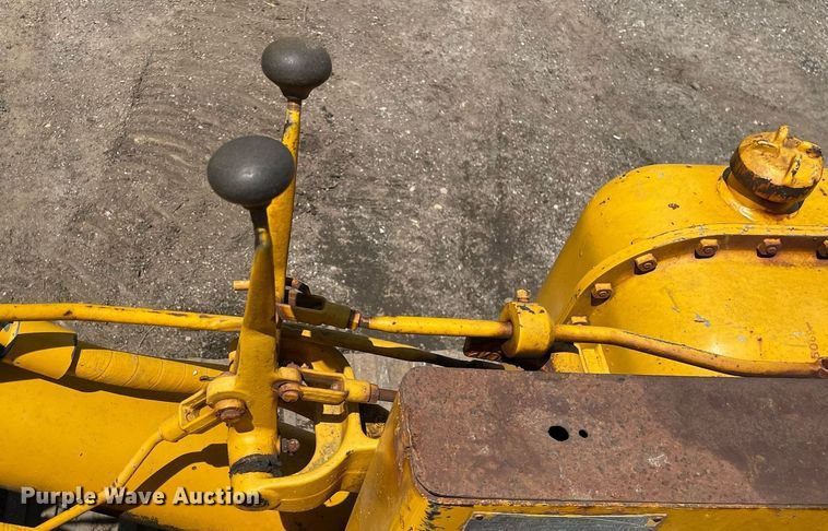 image for item LJ9659 1963 Caterpillar 955H  track loader