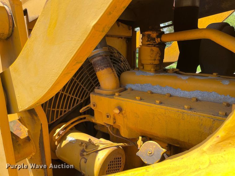 image for item LJ9659 1963 Caterpillar 955H  track loader