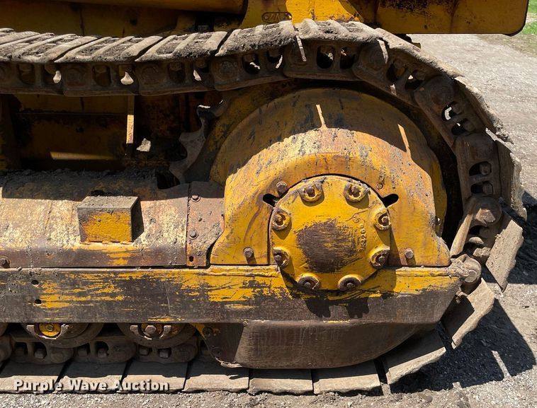 image for item LJ9659 1963 Caterpillar 955H  track loader