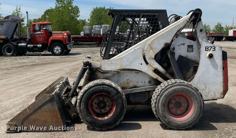 image for item LJ9670 1995 Bobcat 873  skid steer loader