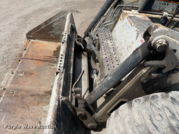 image for item LJ9670 1995 Bobcat 873  skid steer loader