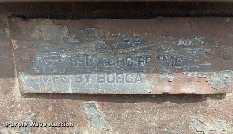 image for item LJ9672 Bobcat HB980  skid steer breaker