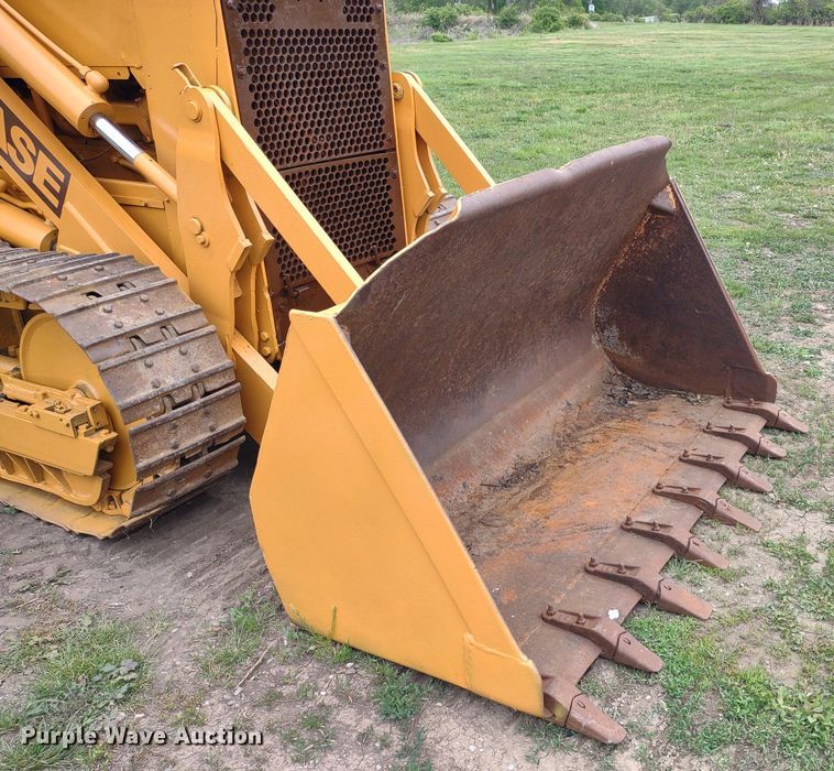 image for item LL9119 1981 Case 1150C  track loader