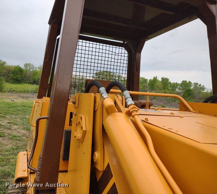 image for item LL9119 1981 Case 1150C  track loader