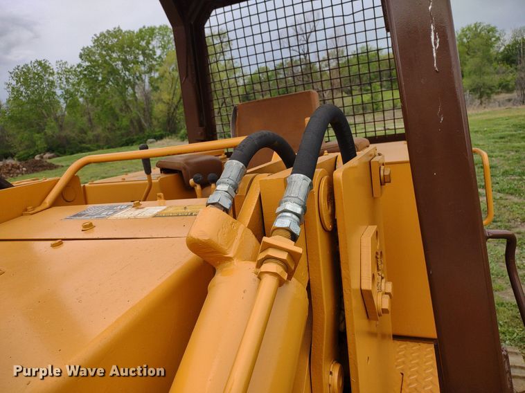 image for item LL9119 1981 Case 1150C  track loader