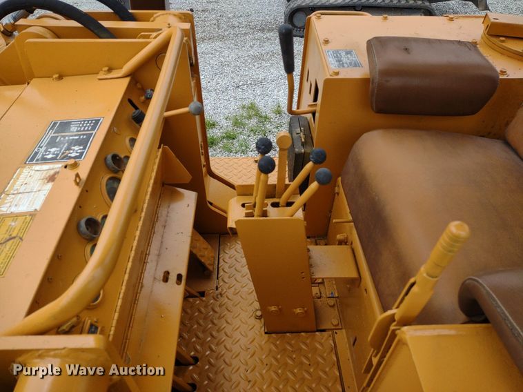 image for item LL9119 1981 Case 1150C  track loader