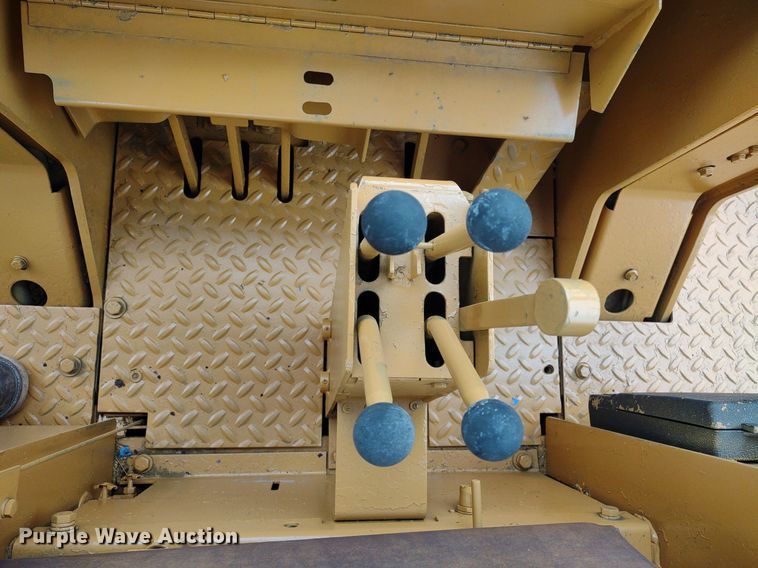 image for item LL9119 1981 Case 1150C  track loader