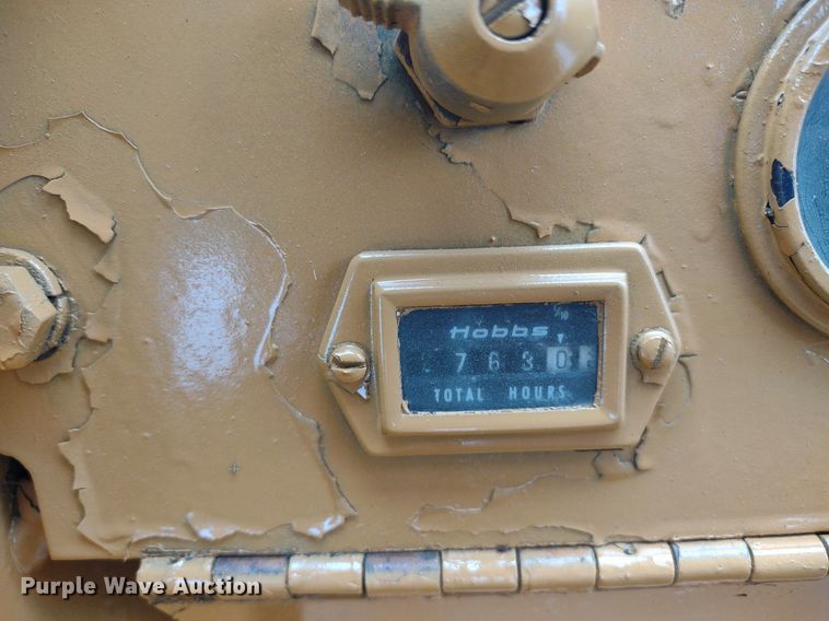 image for item LL9119 1981 Case 1150C  track loader