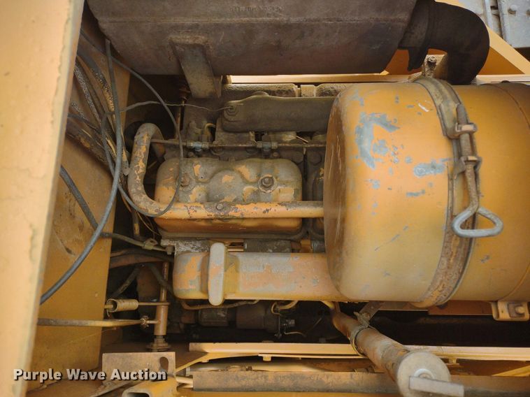 image for item LL9119 1981 Case 1150C  track loader