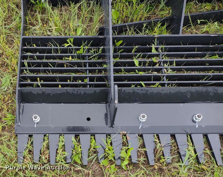 image for item LL9131 Bradco  78"W skid steer land leveler