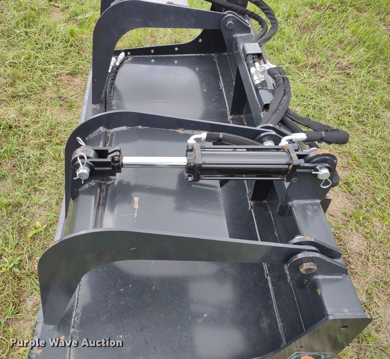 image for item LL9145 Wolverine  72"W skid steer grapple bucket