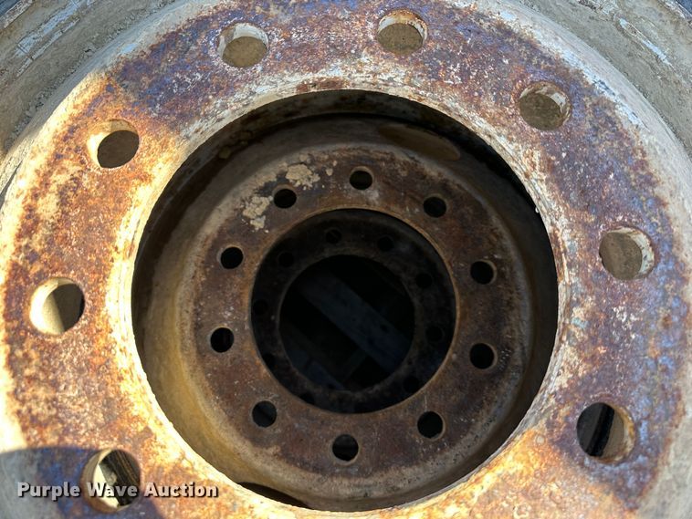 image for item LN9131 (6) 11R22.5 tires and wheels