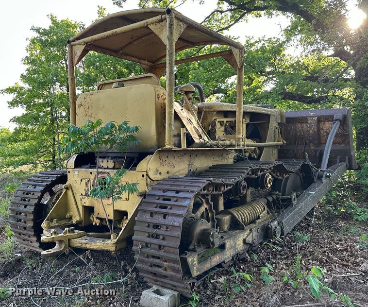 image for item LR9785 Caterpillar D7  dozer