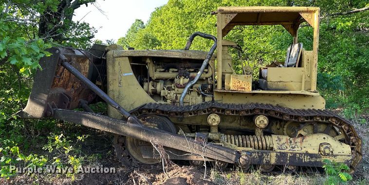 image for item LR9785 Caterpillar D7  dozer
