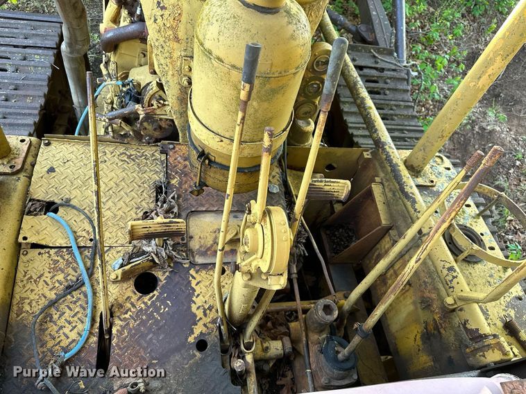 image for item LR9785 Caterpillar D7  dozer