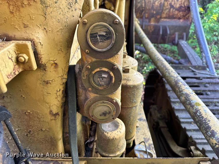 image for item LR9785 Caterpillar D7  dozer