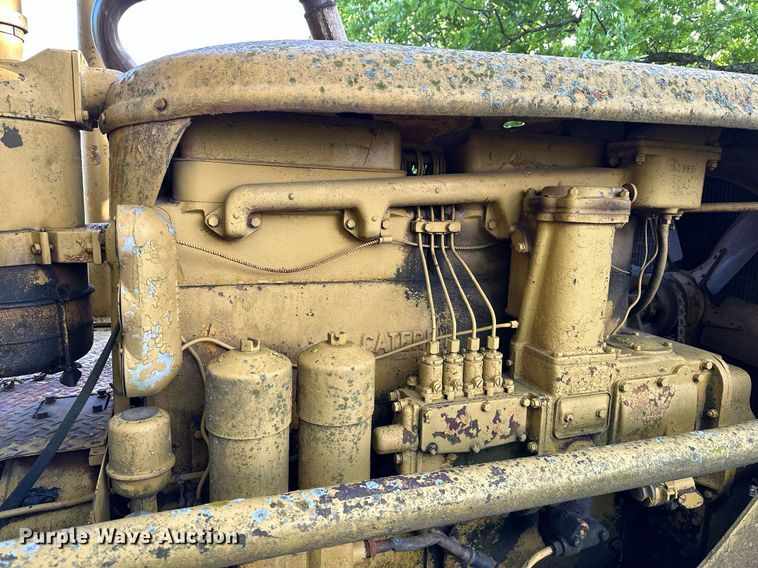 image for item LR9785 Caterpillar D7  dozer