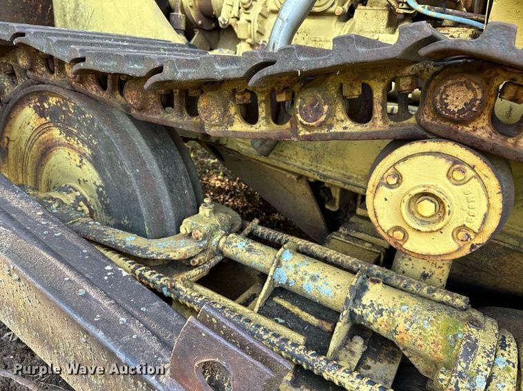 image for item LR9785 Caterpillar D7  dozer